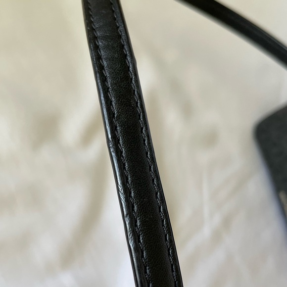 Michael Kors Bucket Purse - Picture 5 of 6